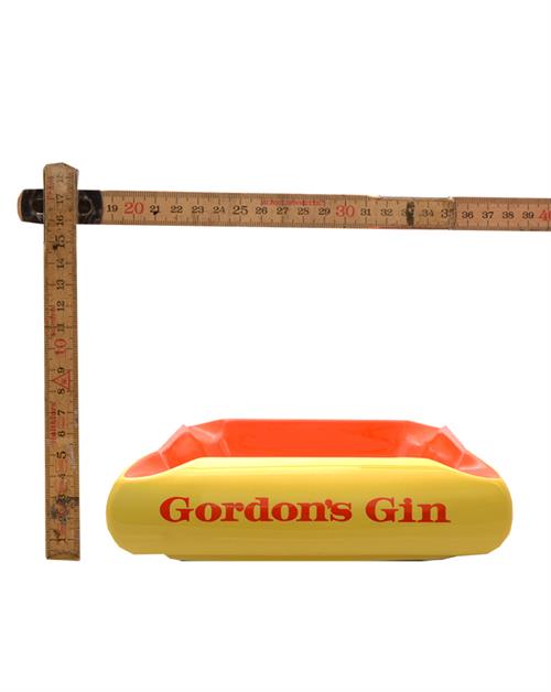 Ashtray with Gordons whiskey logo 3