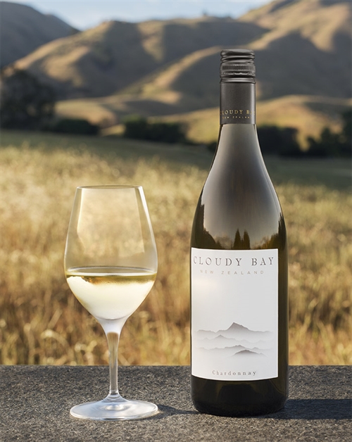 Buy Cloudy Bay Chardonnay 2018 75 cl Fast shipping