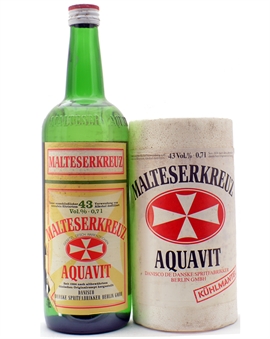Malteserkreuz Aquavit Vintage Bottle 2 Danisco Danish Akvavit 70 cl 43%