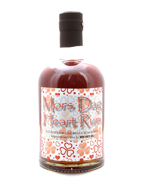 Mother\'s Day Heart Rum XO Superior Blended Caribbean Rum 40%.