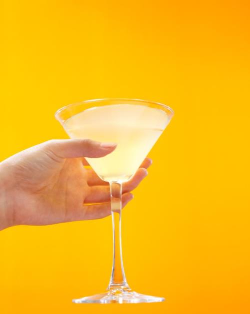 Bee\'s knees - The honey-sweet cocktail