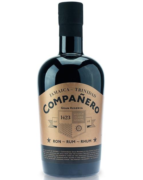 Our Rum Blogger tastes Compañero Gran Reserva